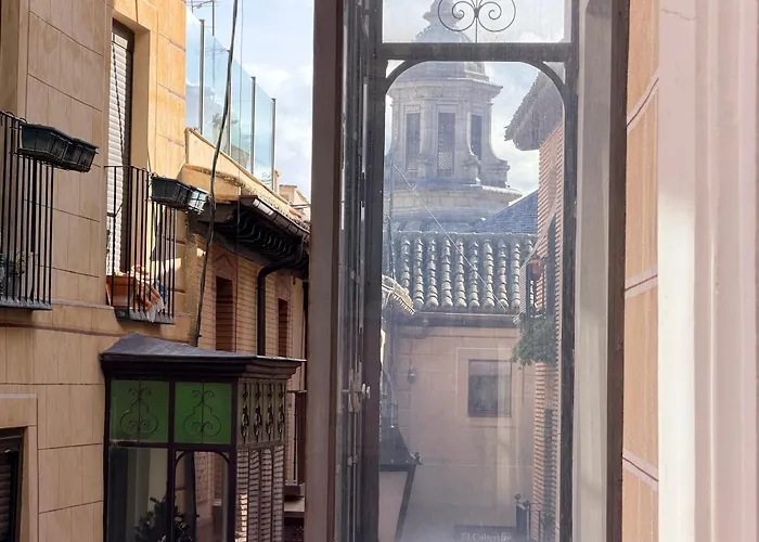 Smartmonki Sinagoga Entre La Catedral Y Zocodover