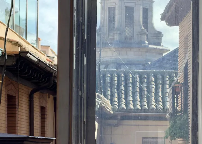 Smartmonki Sinagoga Entre La Catedral Y Zocodover