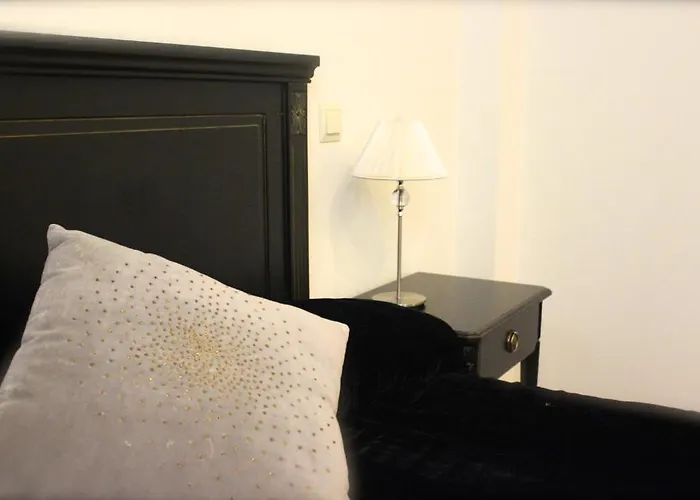 Smartmonki Sinagoga Entre La Catedral Y Zocodover Toledo